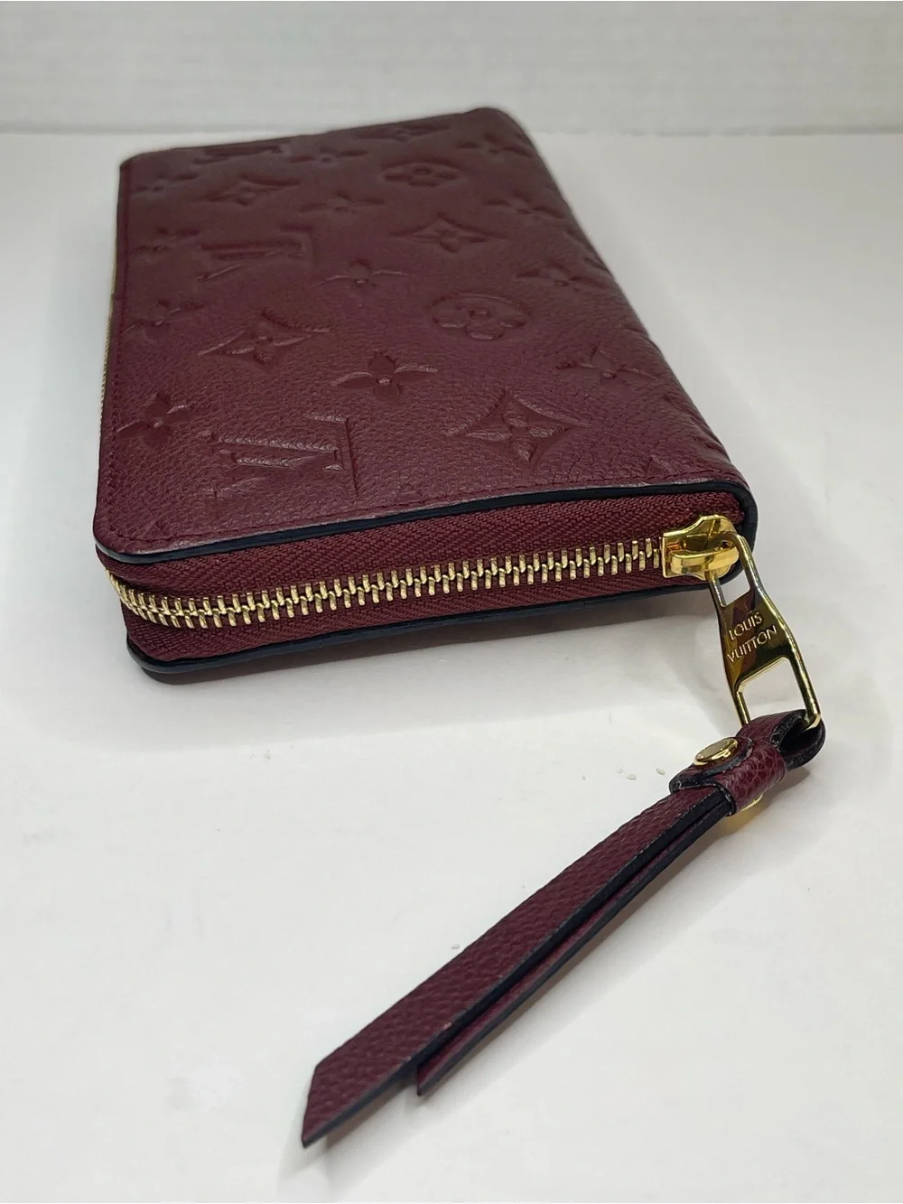 Louis Vuitton Zippy Wallet